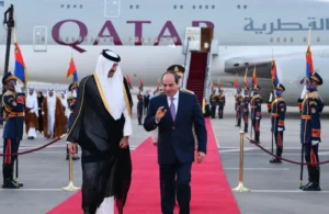 الإعلام العبري يرصد “تحالفا” بين مصر وقطر لتهديد إسرائيل من “الحديقة الخلفية” الإعلام العبري يرصد “تحالفا” بين مصر وقطر لتهديد إسرائيل من “الحديقة الخلفية”